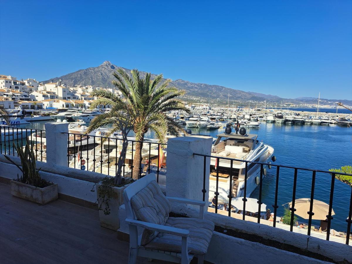 Private Suites In Huge Penthouse 1St Line Puerto Banus, Incredible Views, Jacuzzis Marbella Exteriör bild