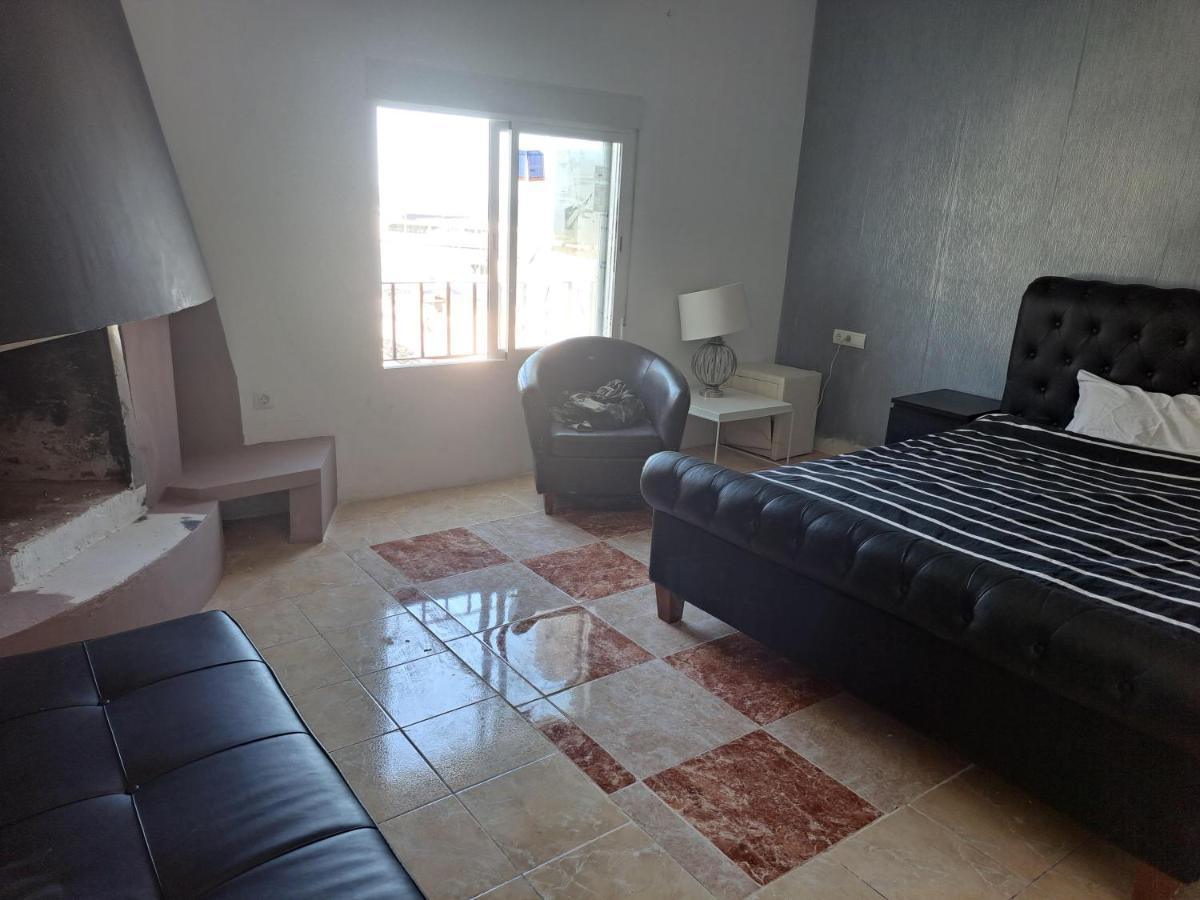 Private Suites In Huge Penthouse 1St Line Puerto Banus, Incredible Views, Jacuzzis Marbella Exteriör bild