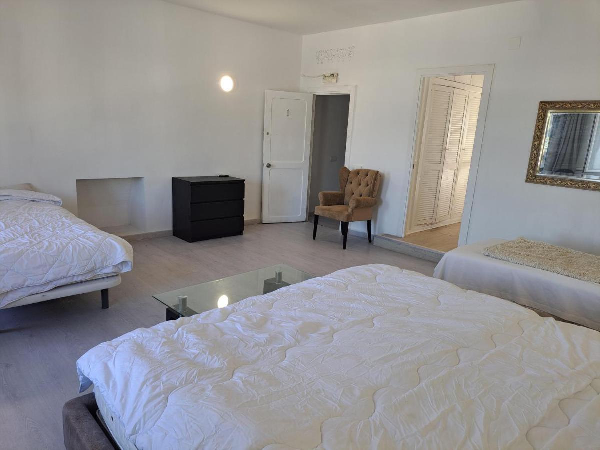 Private Suites In Huge Penthouse 1St Line Puerto Banus, Incredible Views, Jacuzzis Marbella Exteriör bild